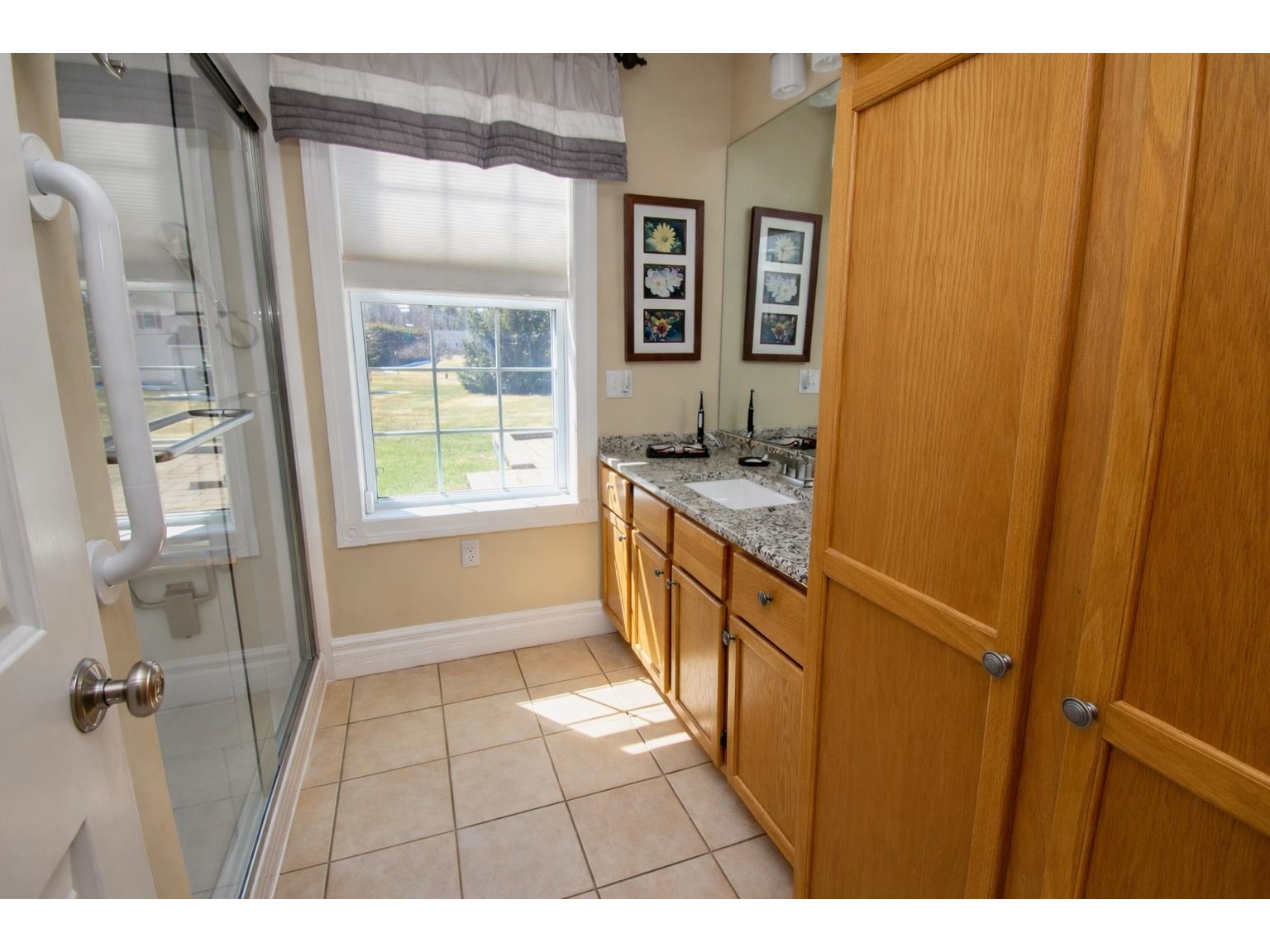 3 Hutchins Circle