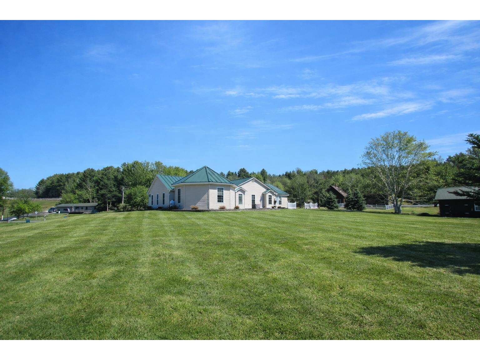 3 Hutchins Circle
