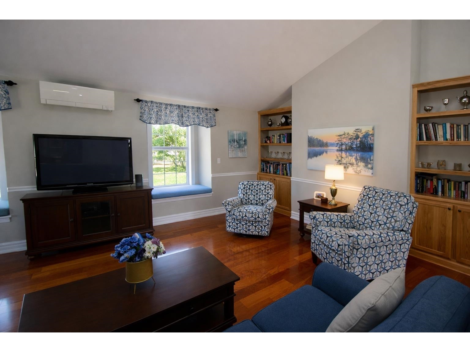 3 Hutchins Circle