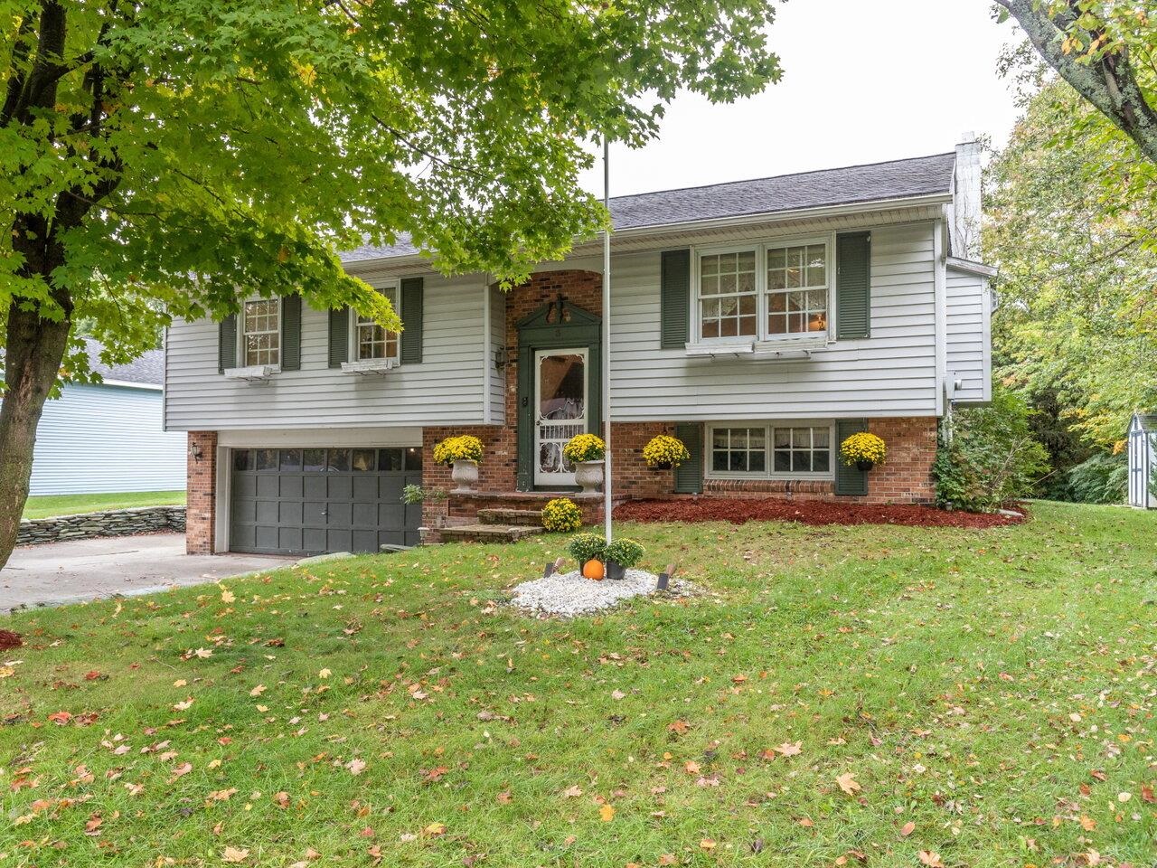 3 Londonderry Lane