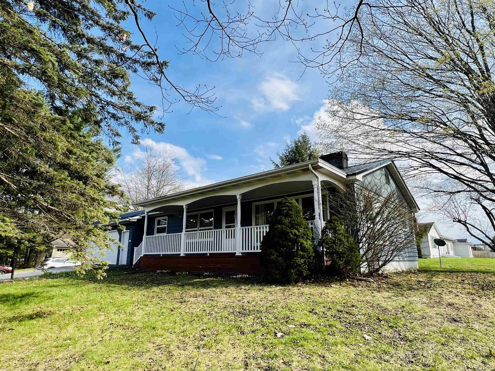 3 Oak Drive