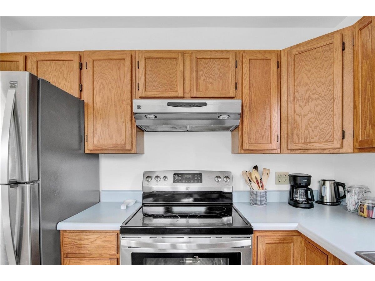 3 Place Drive, Unit Unit B