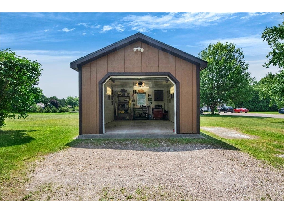 3 Place Drive, Unit Unit B