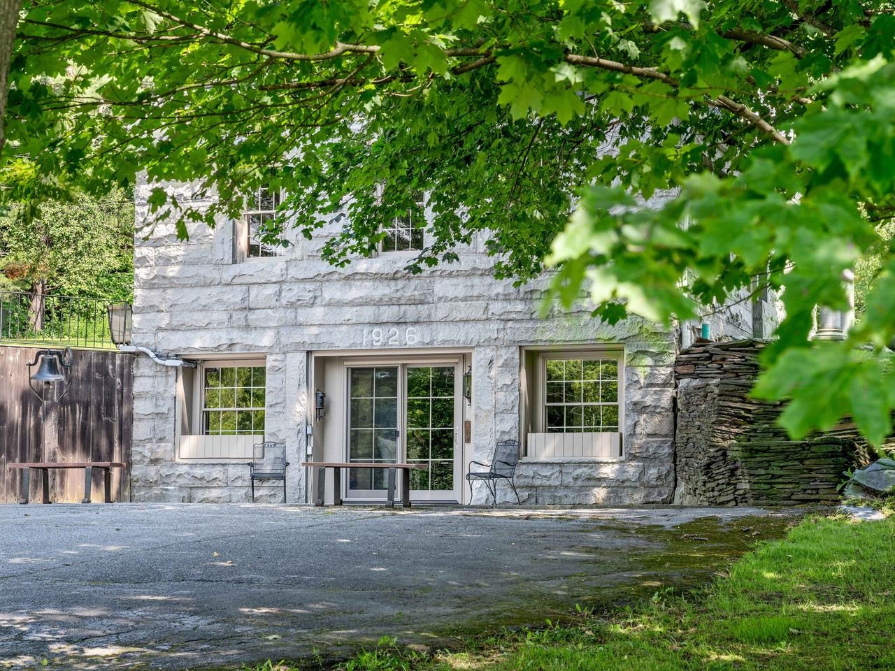 3 Richardson Road