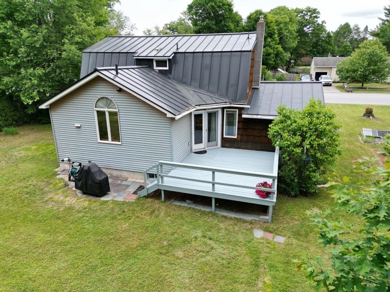 3 Tanglewood Drive