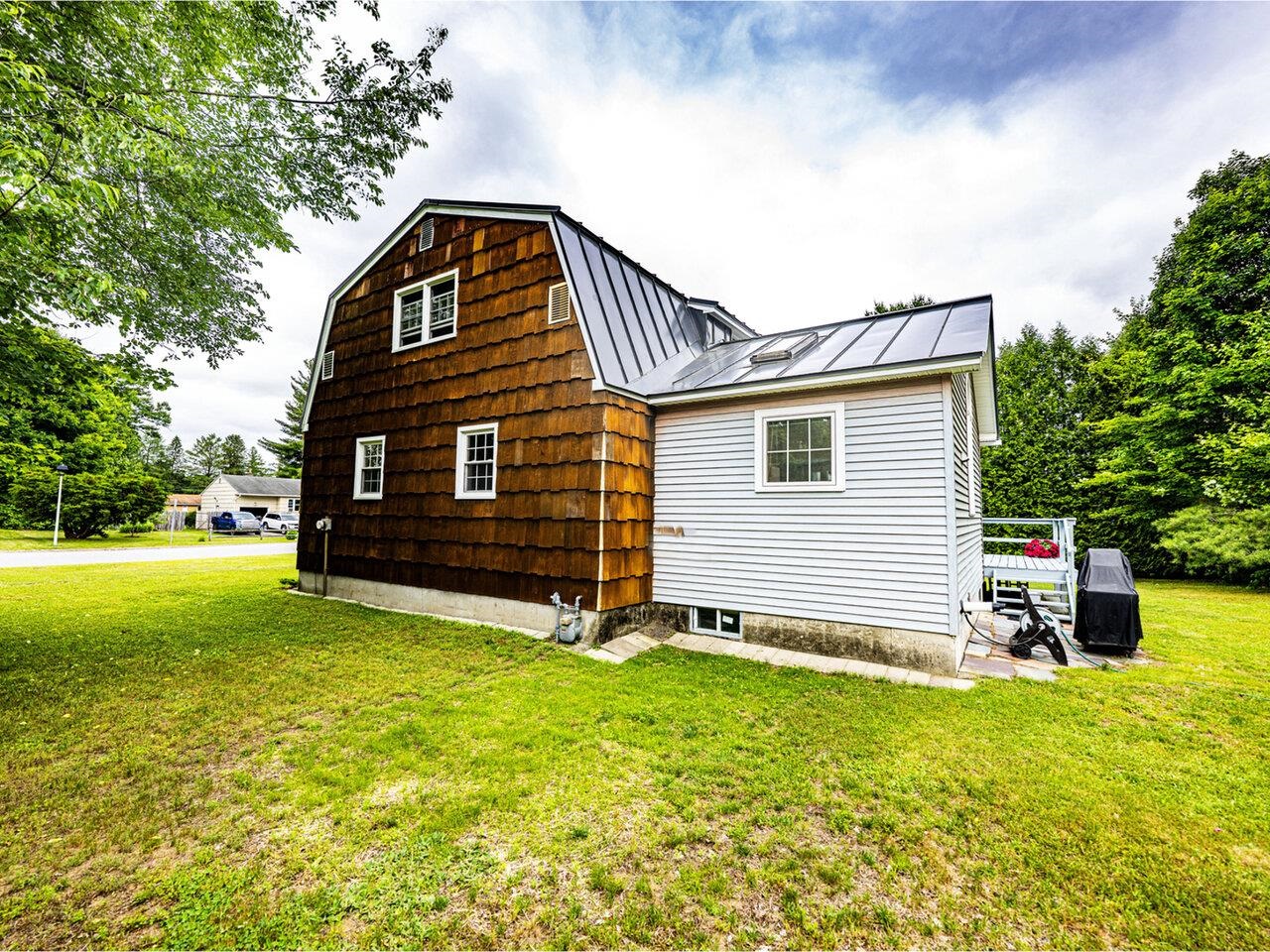 3 Tanglewood Drive