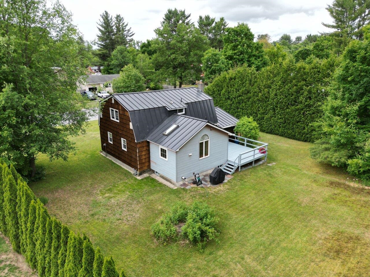 3 Tanglewood Drive