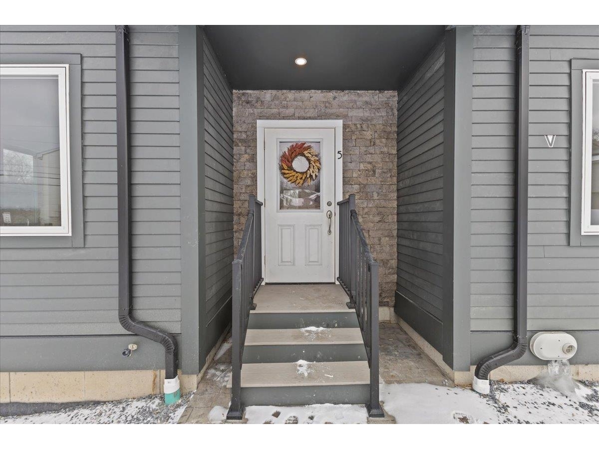 3 West Main Street, Unit 5