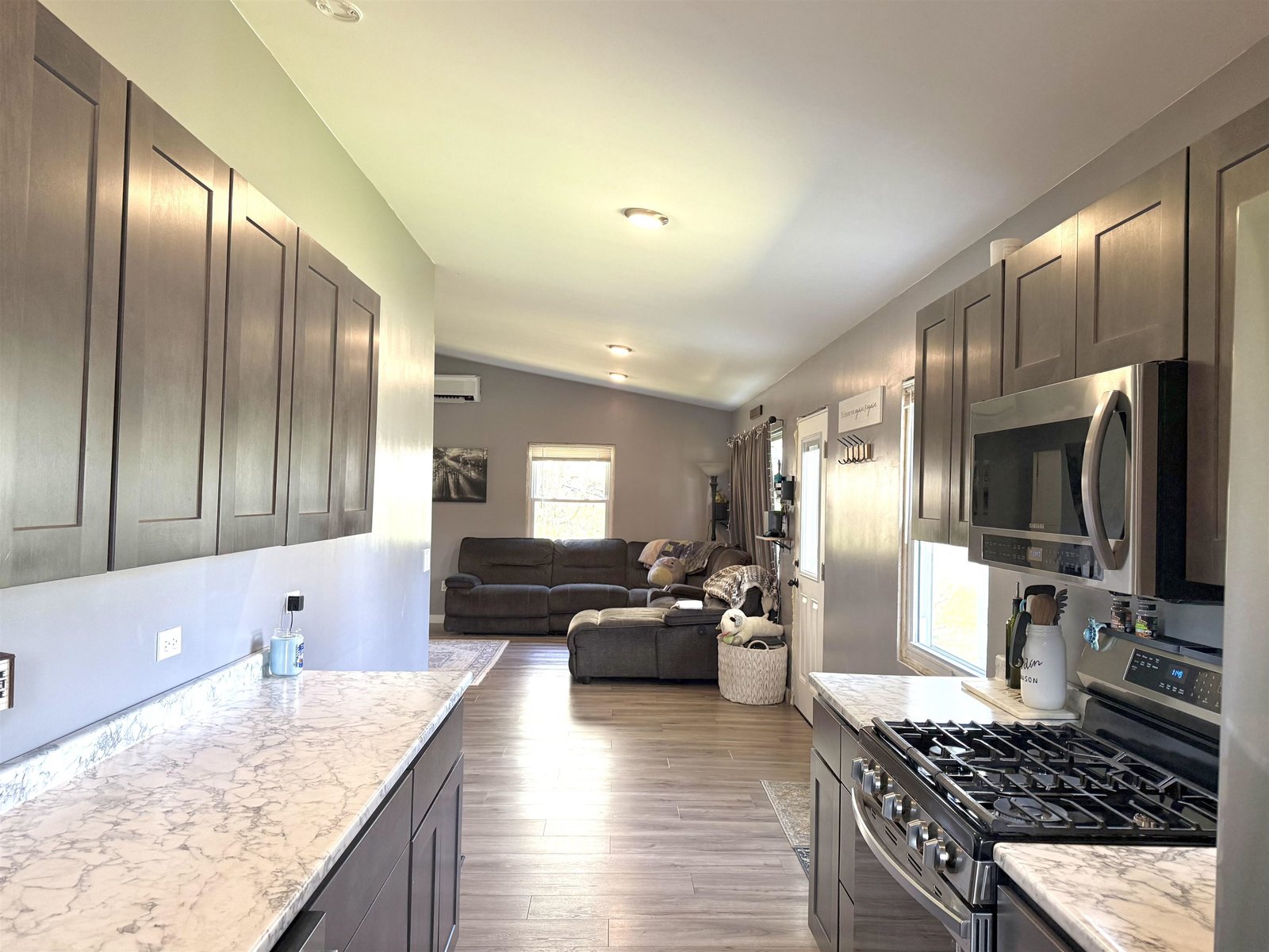 3 Woodland Drive