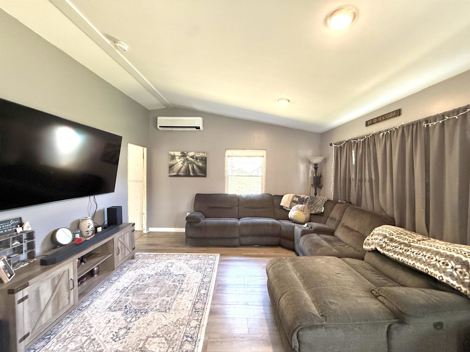 3 Woodland Drive