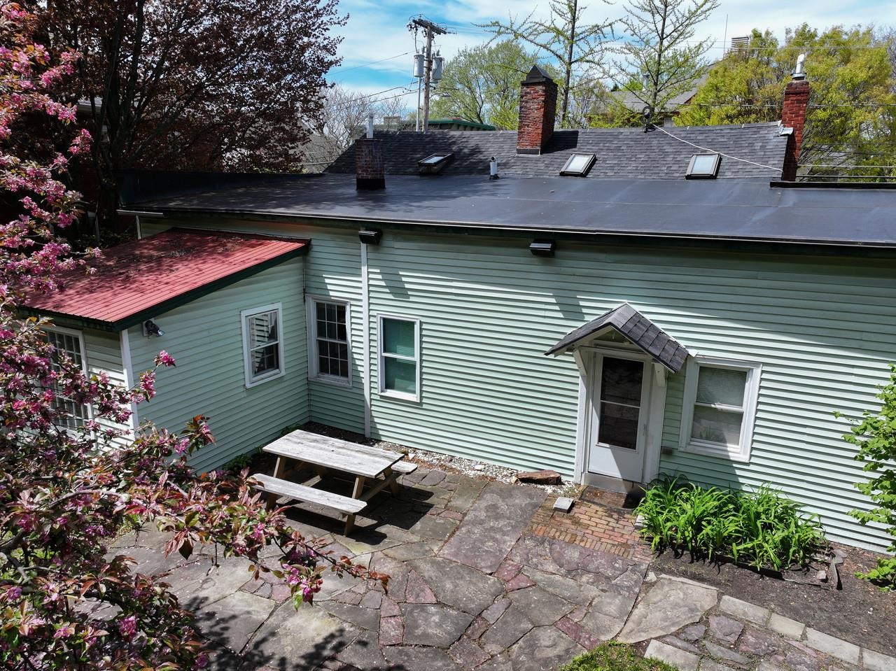 30-32 North Champlain Street