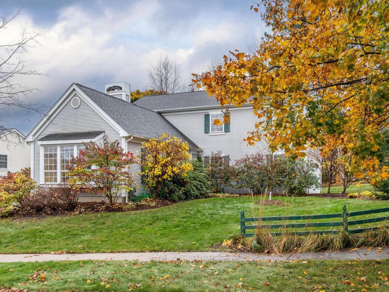 30 Iris Lane