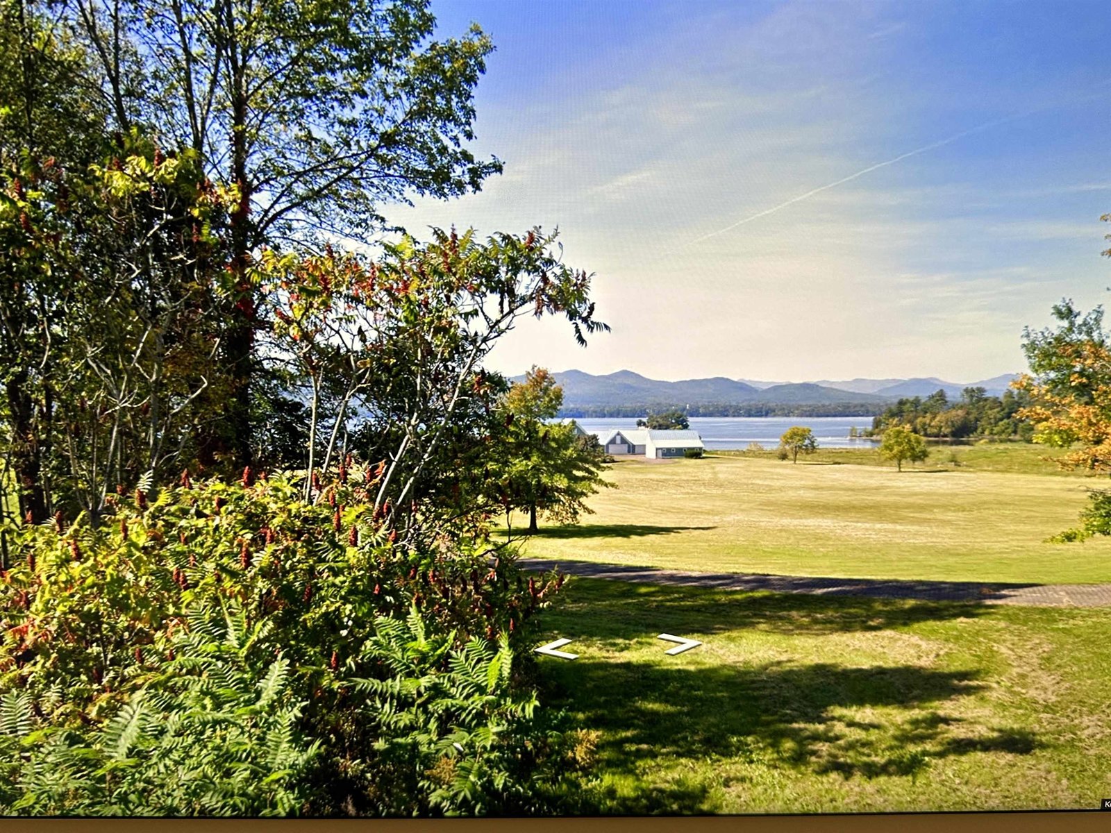 30 Lake Road