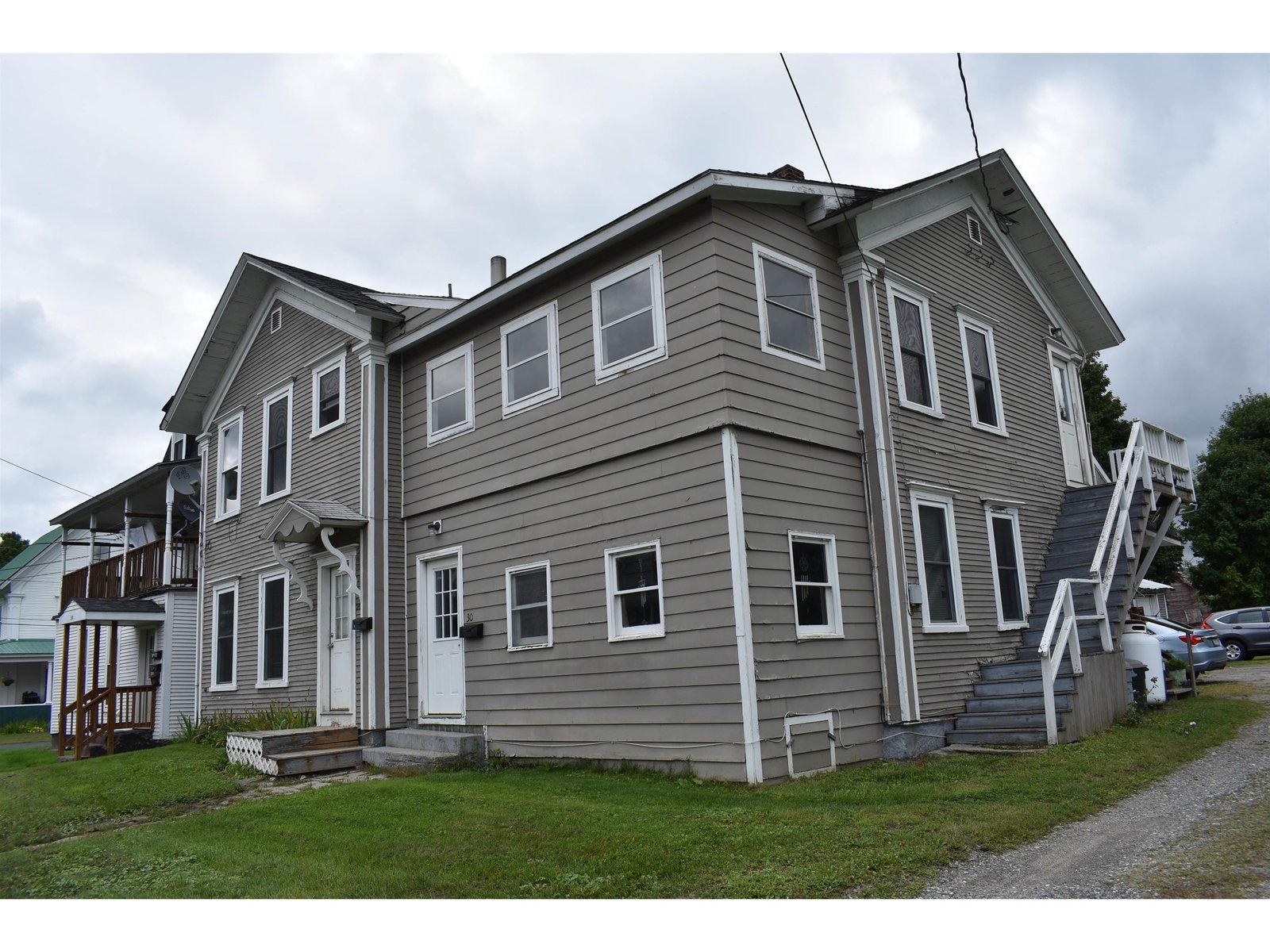 30 Maple Street