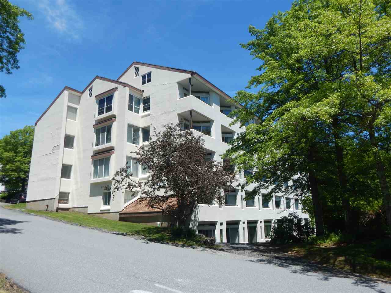 30 Mountainside Drive, Unit 109 Village Gate
