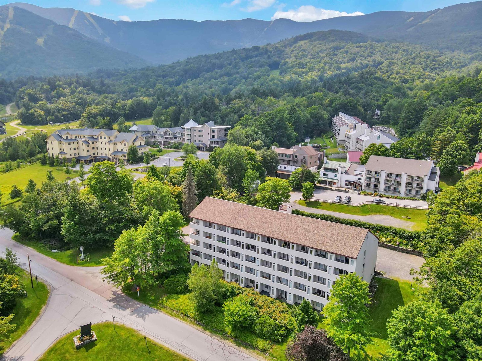 30 Mountainside Drive, Unit 504