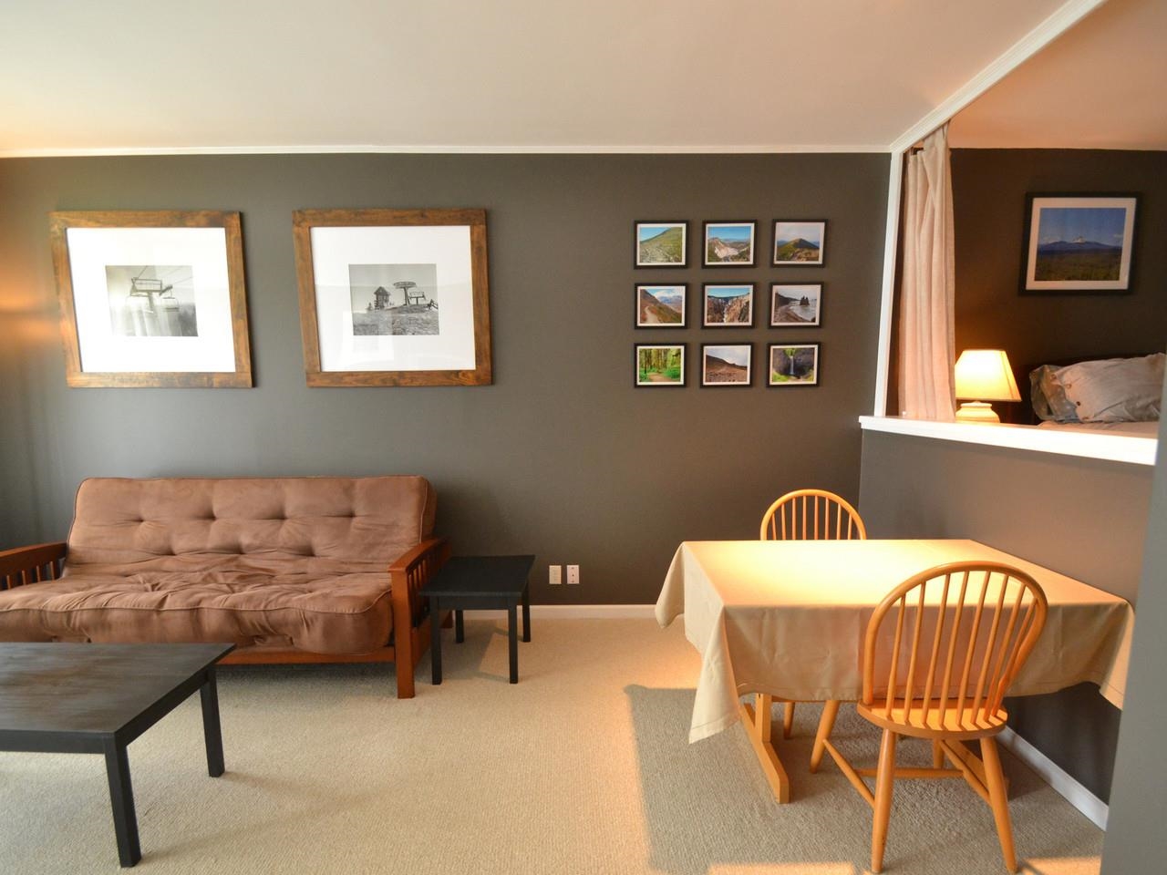 Living Room/Dining Table