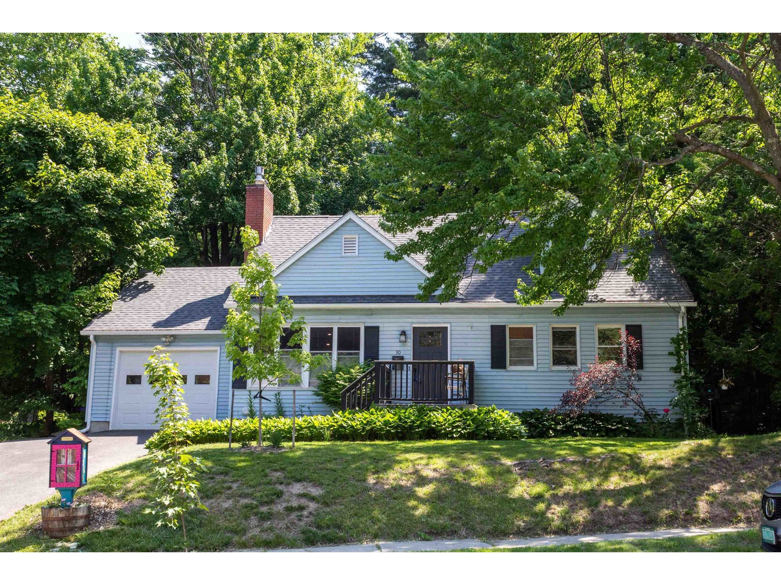 30 South Crest Drive Burlington