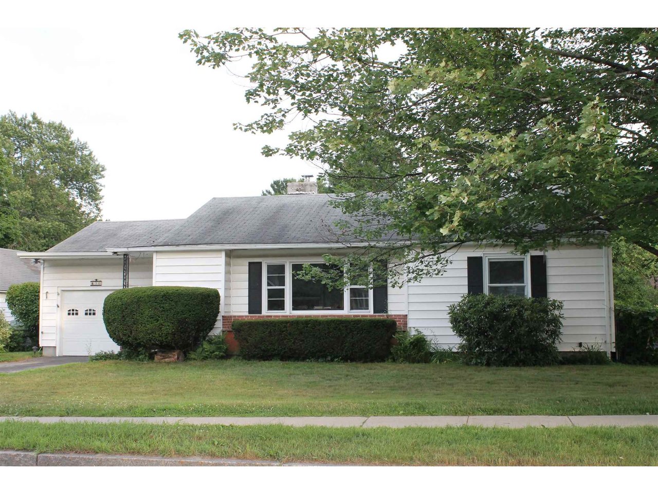 30 South Summit Street