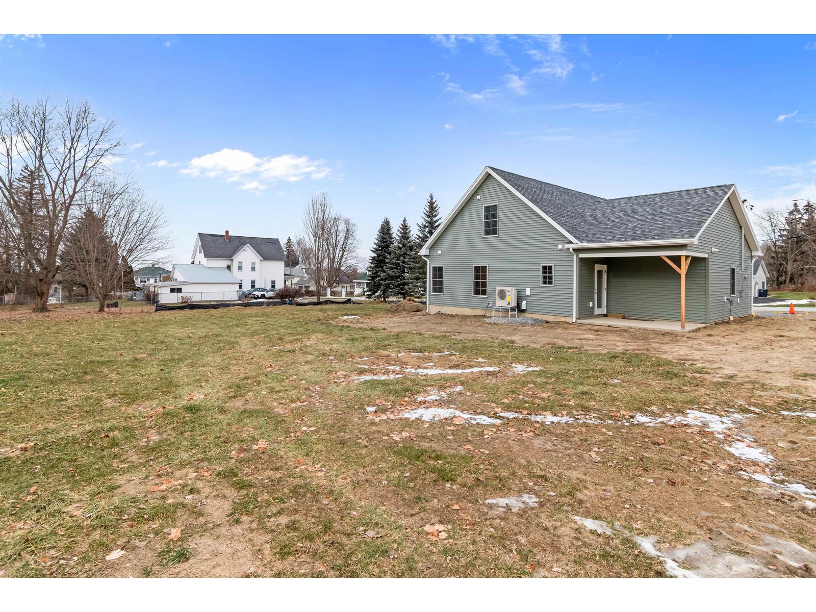 30 Upper Gilman Street, Unit 6
