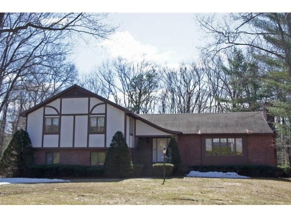 30 Valleyview Drive