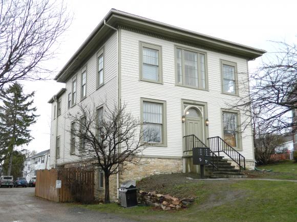 300 Main Street, Unit 5