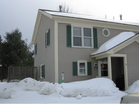 301 Acorn Drive, Unit 301