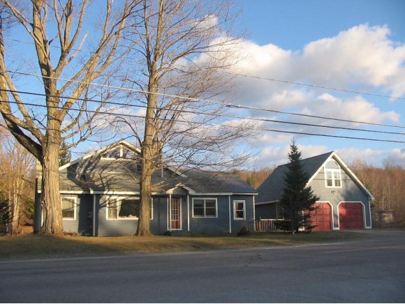 301 Browns Trace Rd