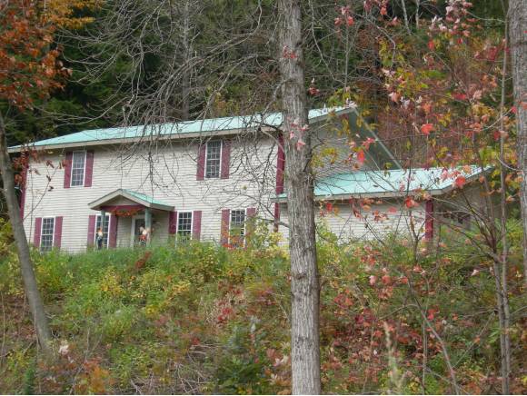 3011 Hogback Road