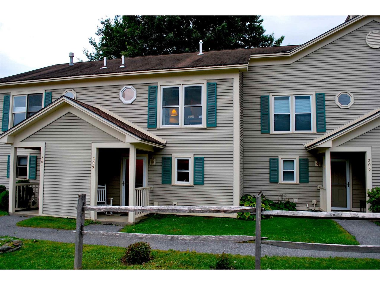 302 Acorn Drive, Unit 302