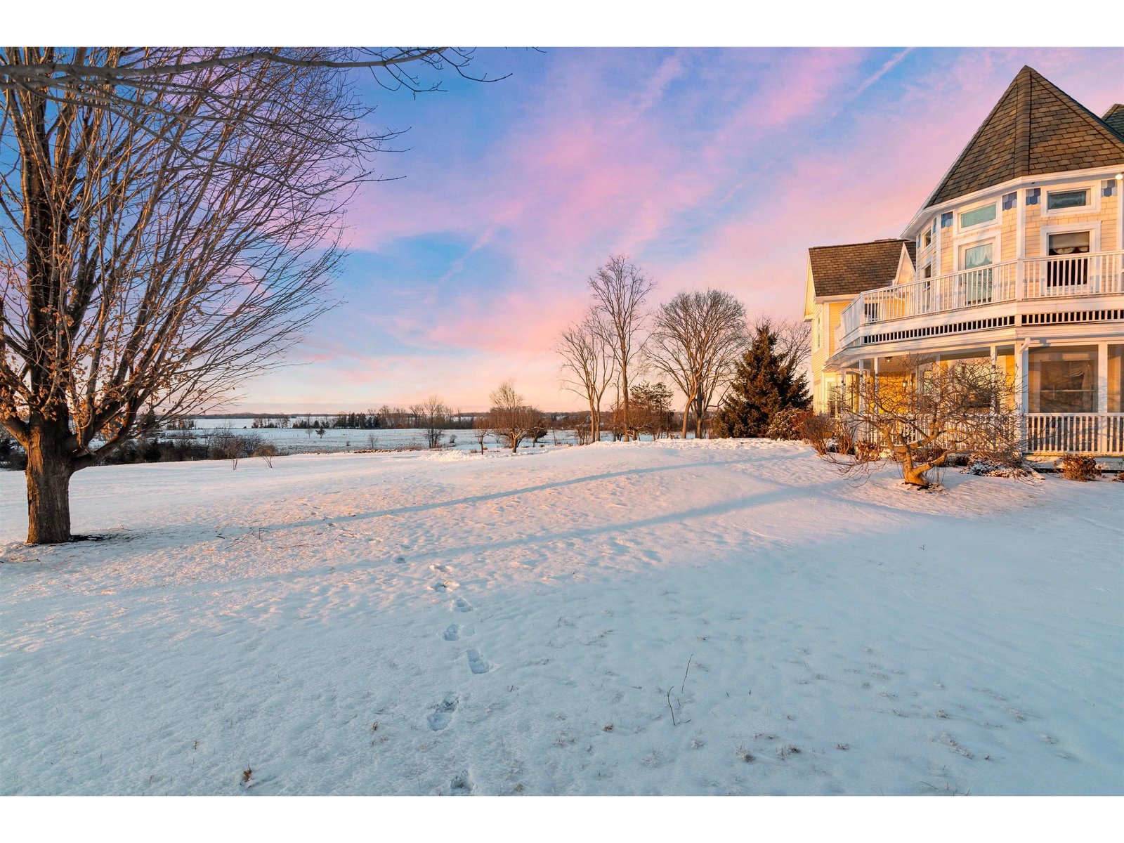302 Ledge Hill Drive