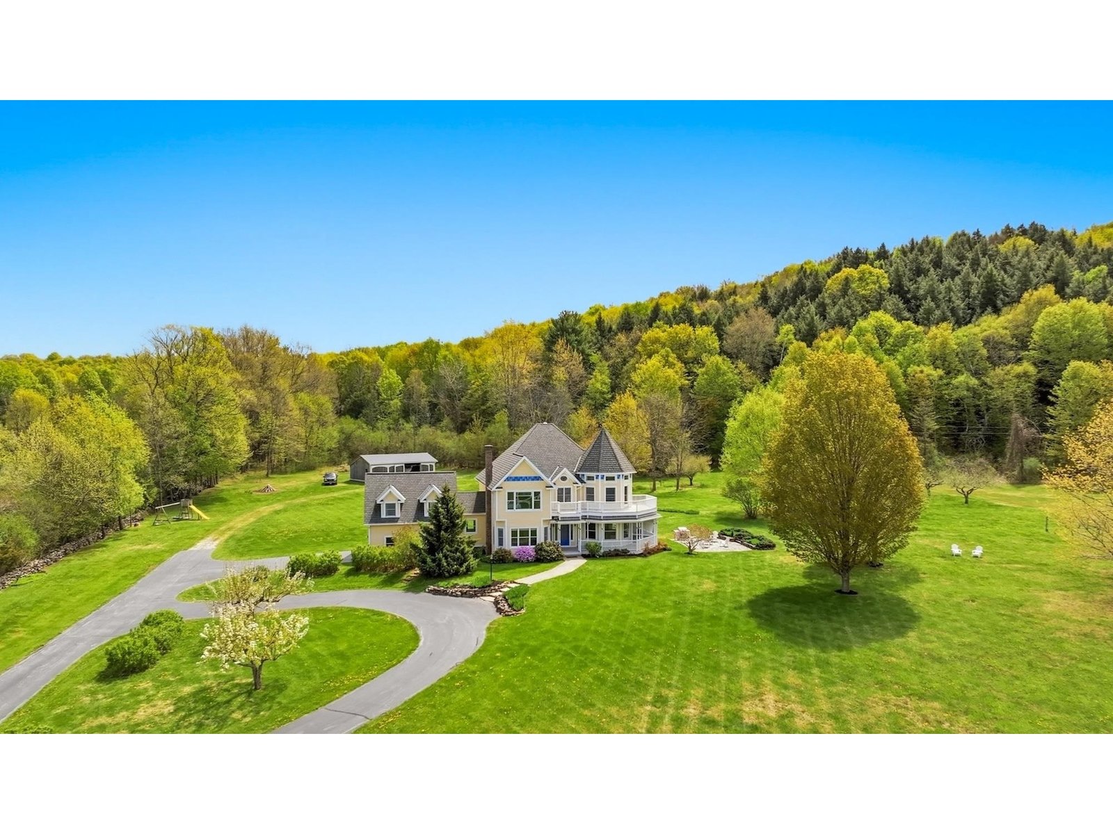 302 Ledge Hill Drive