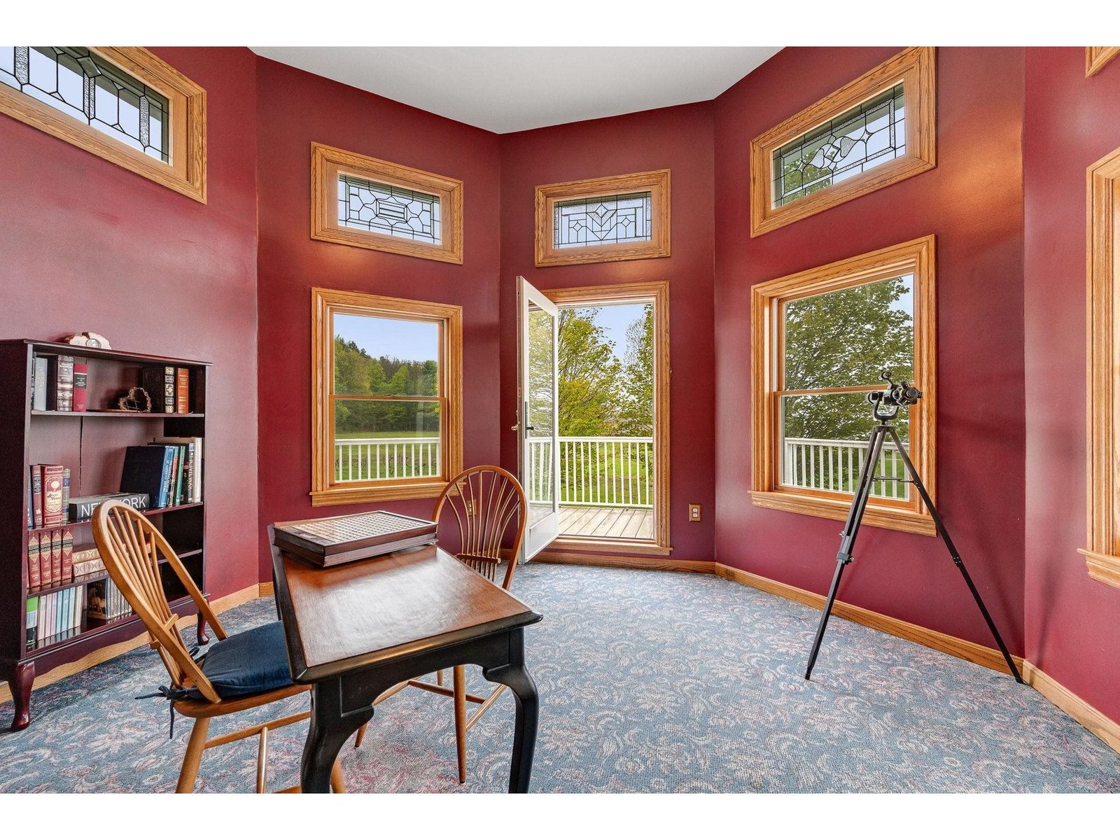 With lake views and upper deck access
