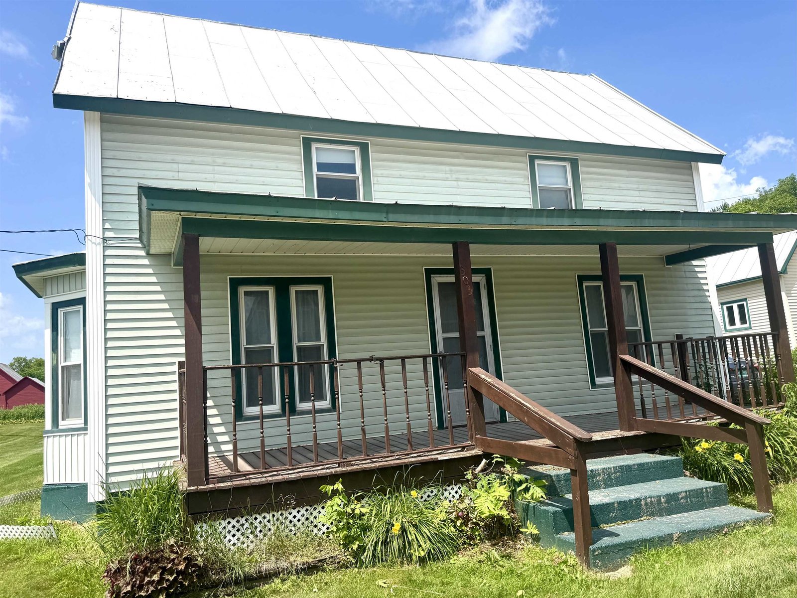 303 Pleasant Street