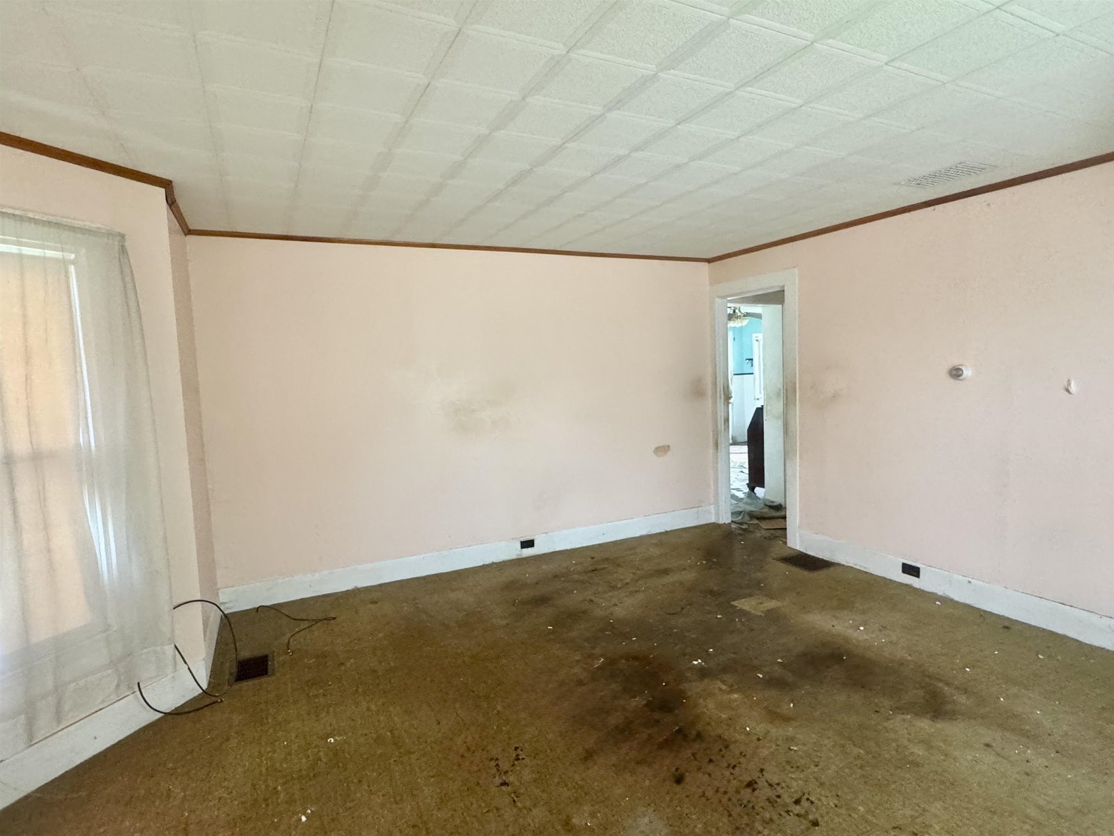303 Pleasant Street