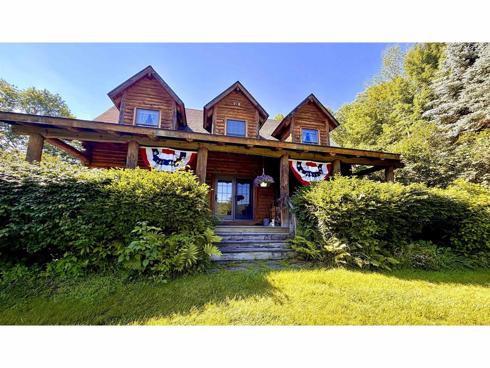 3036 West Woodstock Road