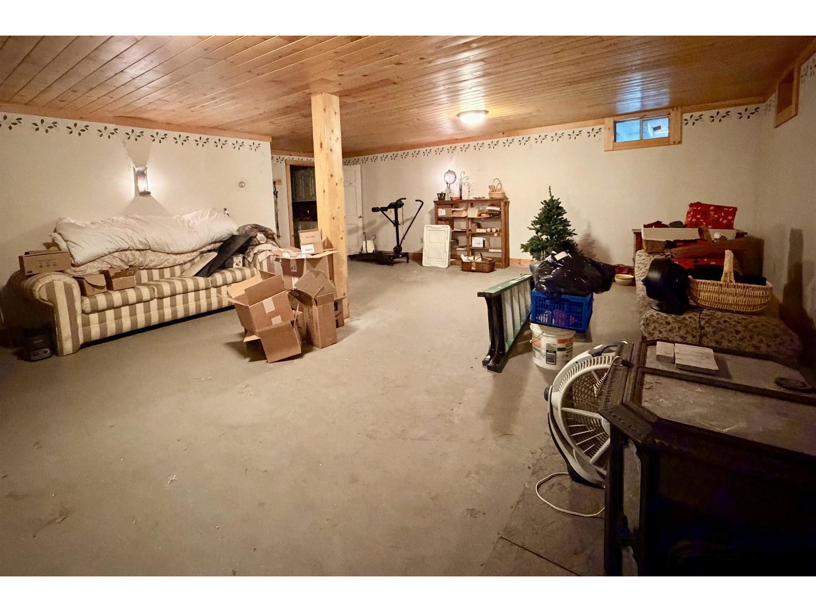 3036 West Woodstock Road