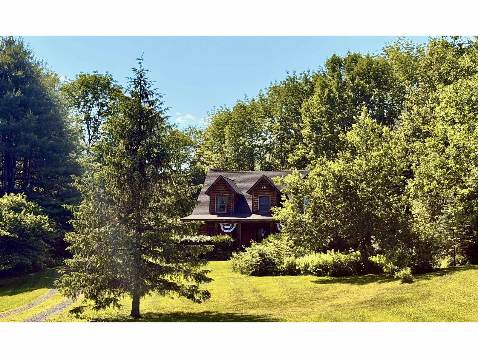 3036 West Woodstock Road