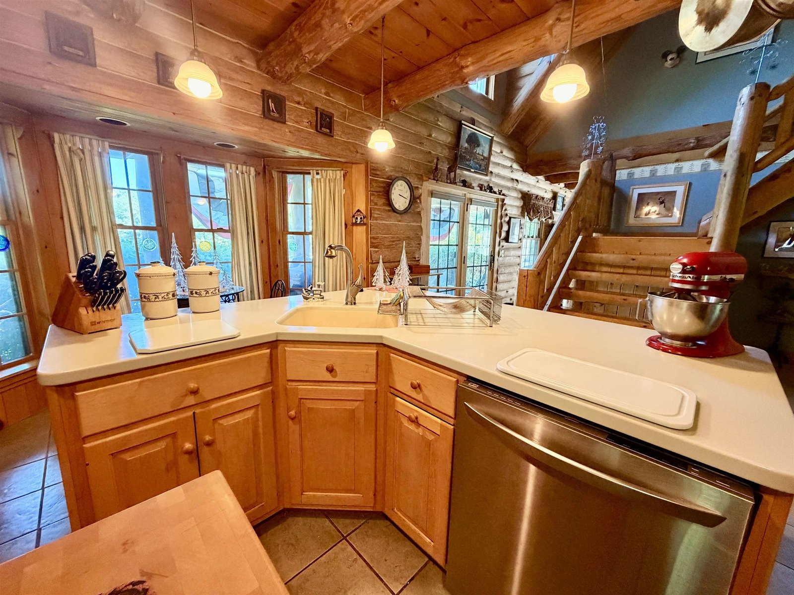 3036 West Woodstock Road
