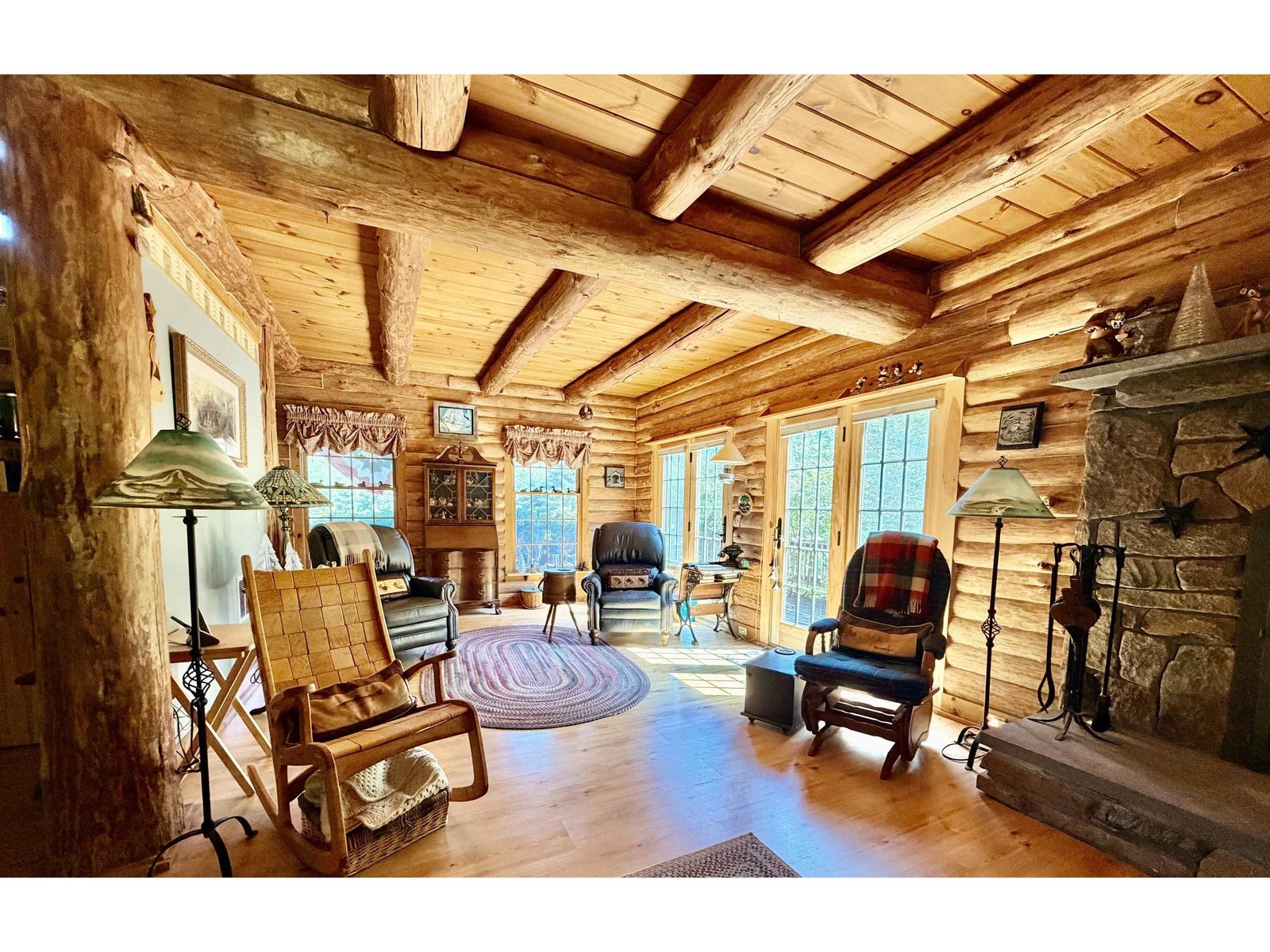 3036 West Woodstock Road