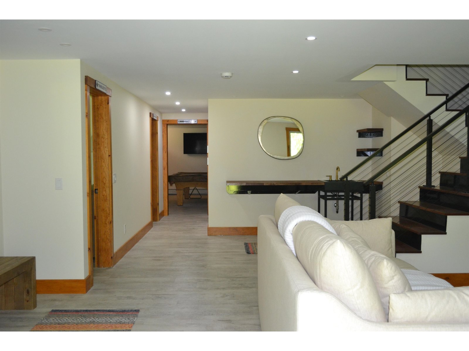 Lower level