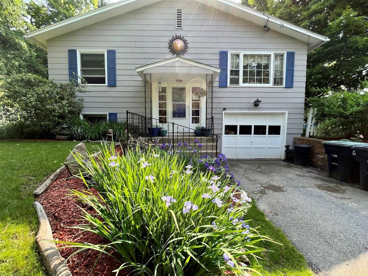 304 Stonybrook Drive, Williston