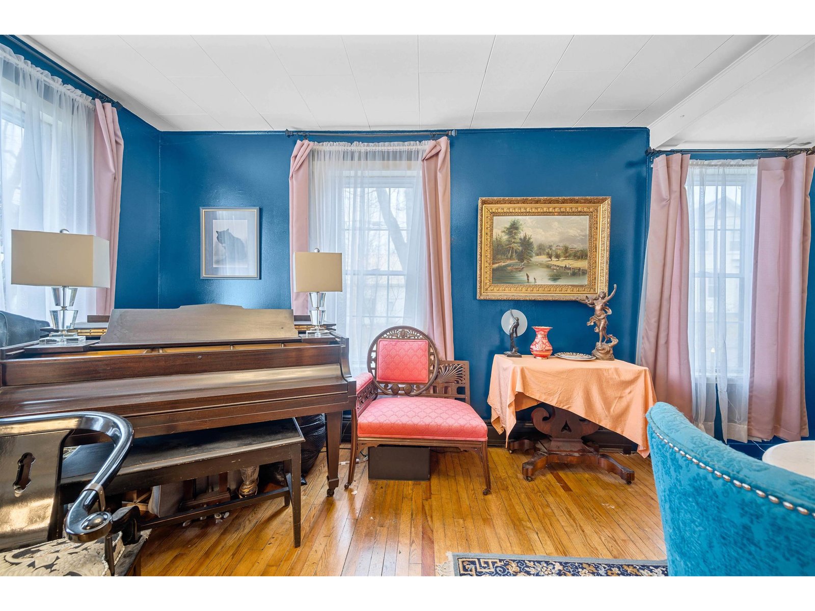 304 Wall Street