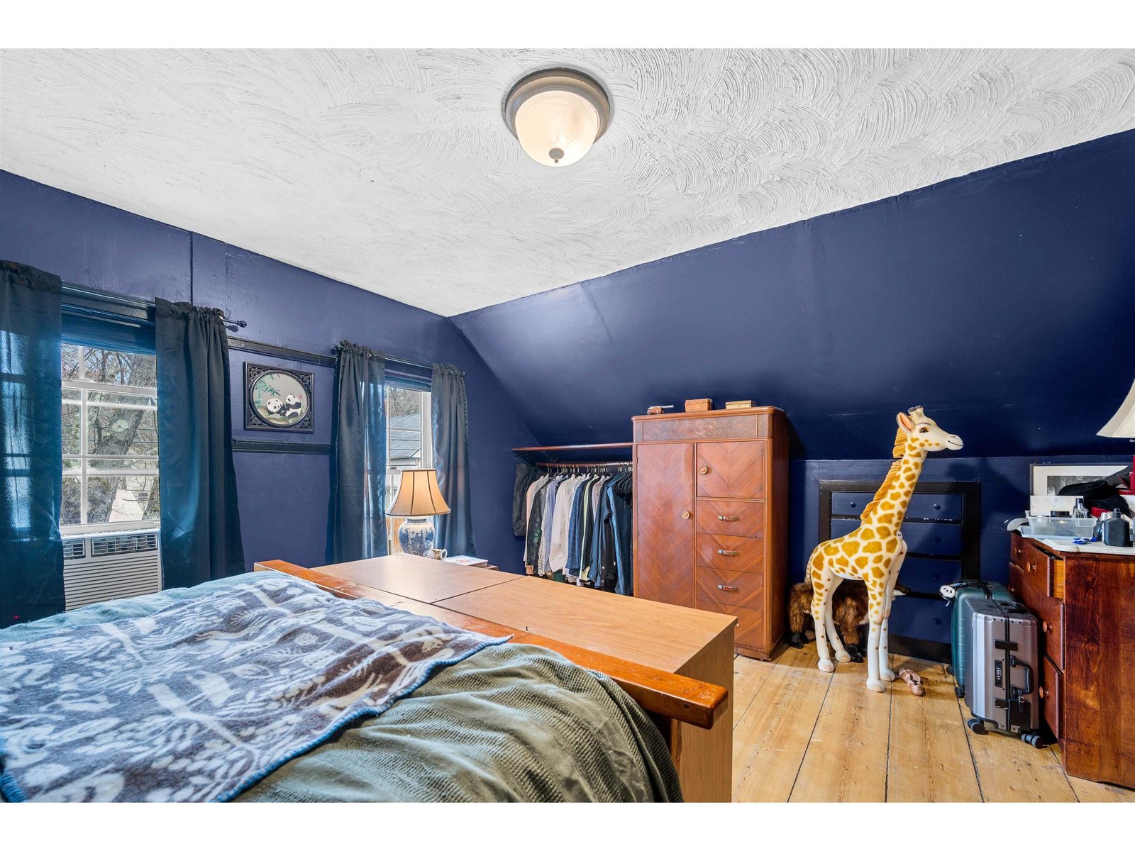 304 Wall Street