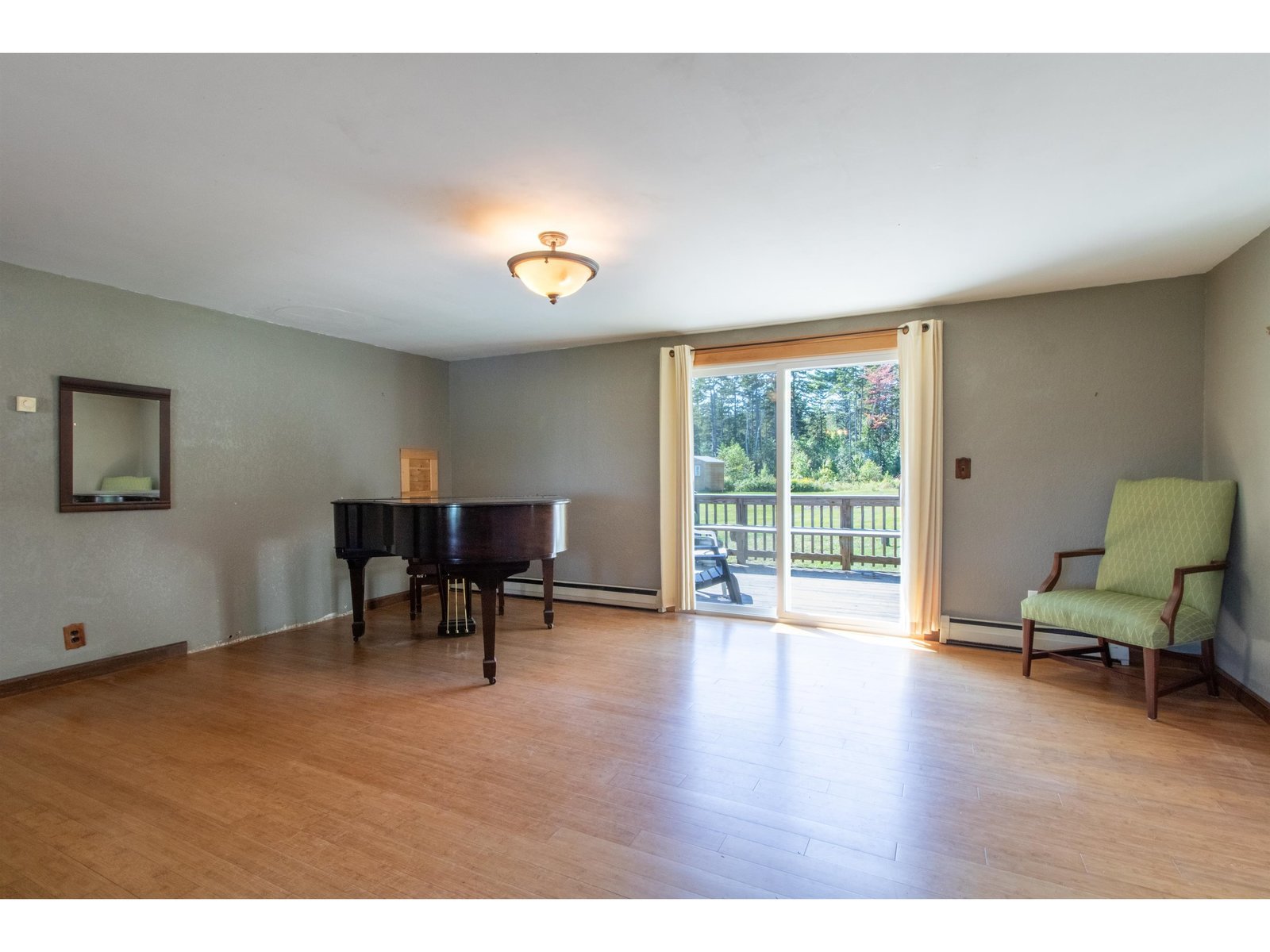 3041 Cross Road