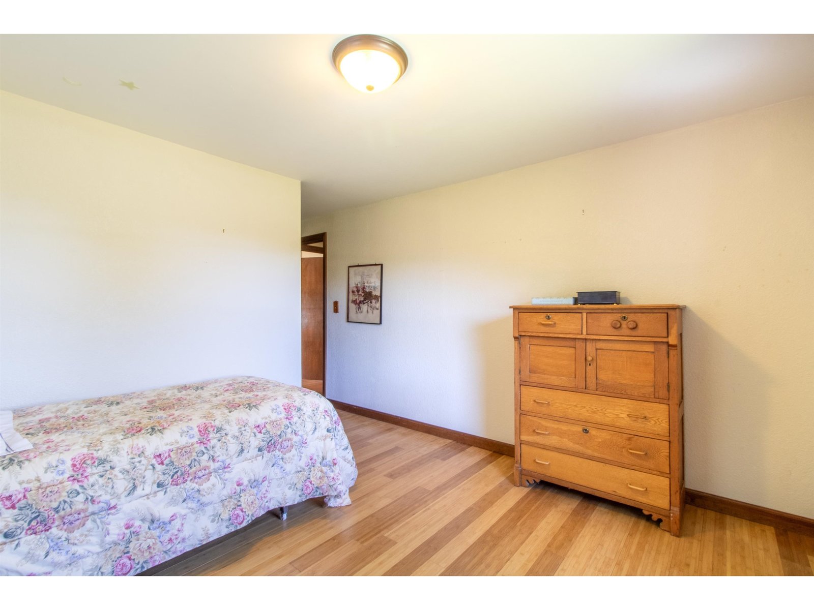3041 Cross Road