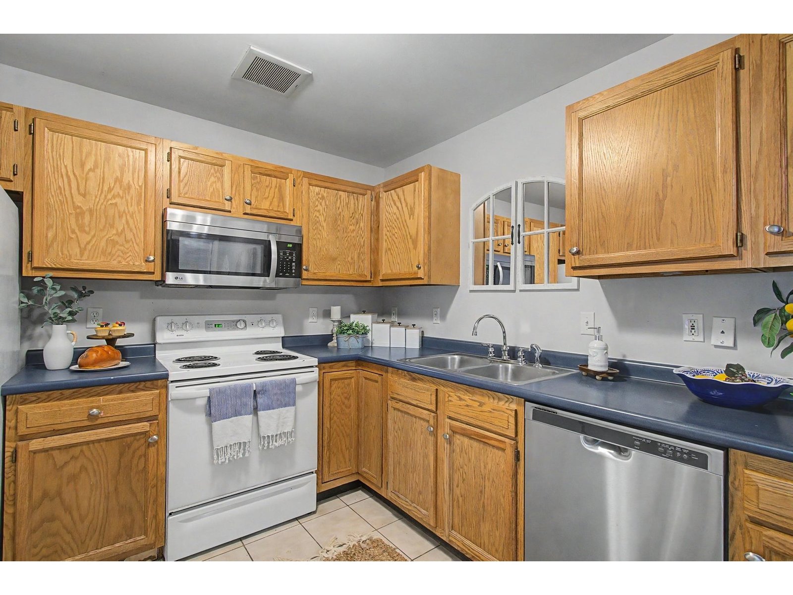 305 Lime Kiln Road, Unit 100