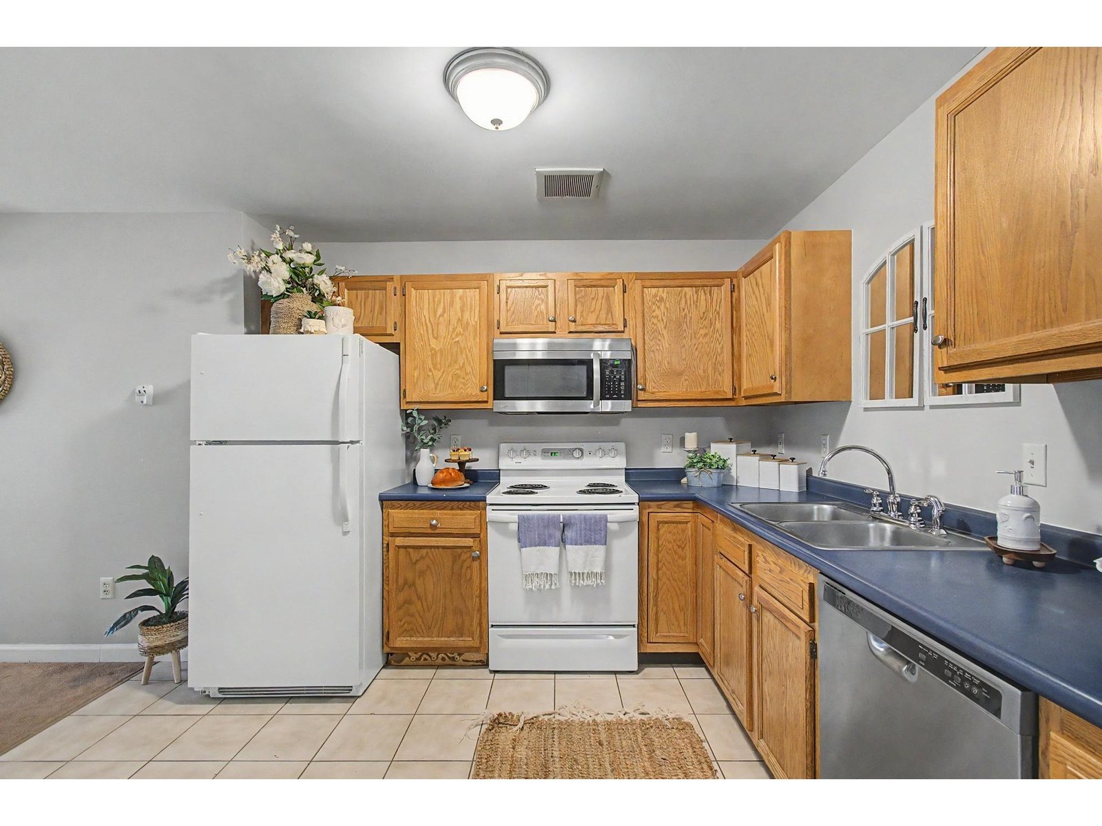 305 Lime Kiln Road, Unit 100