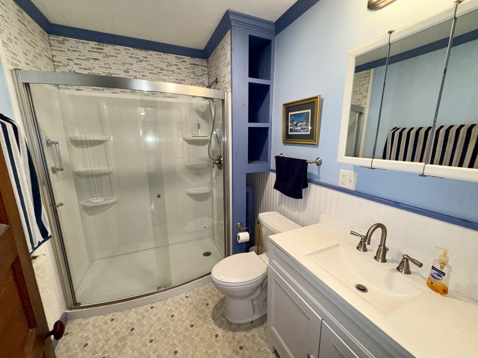 Unit 2 | 3/4 Bath