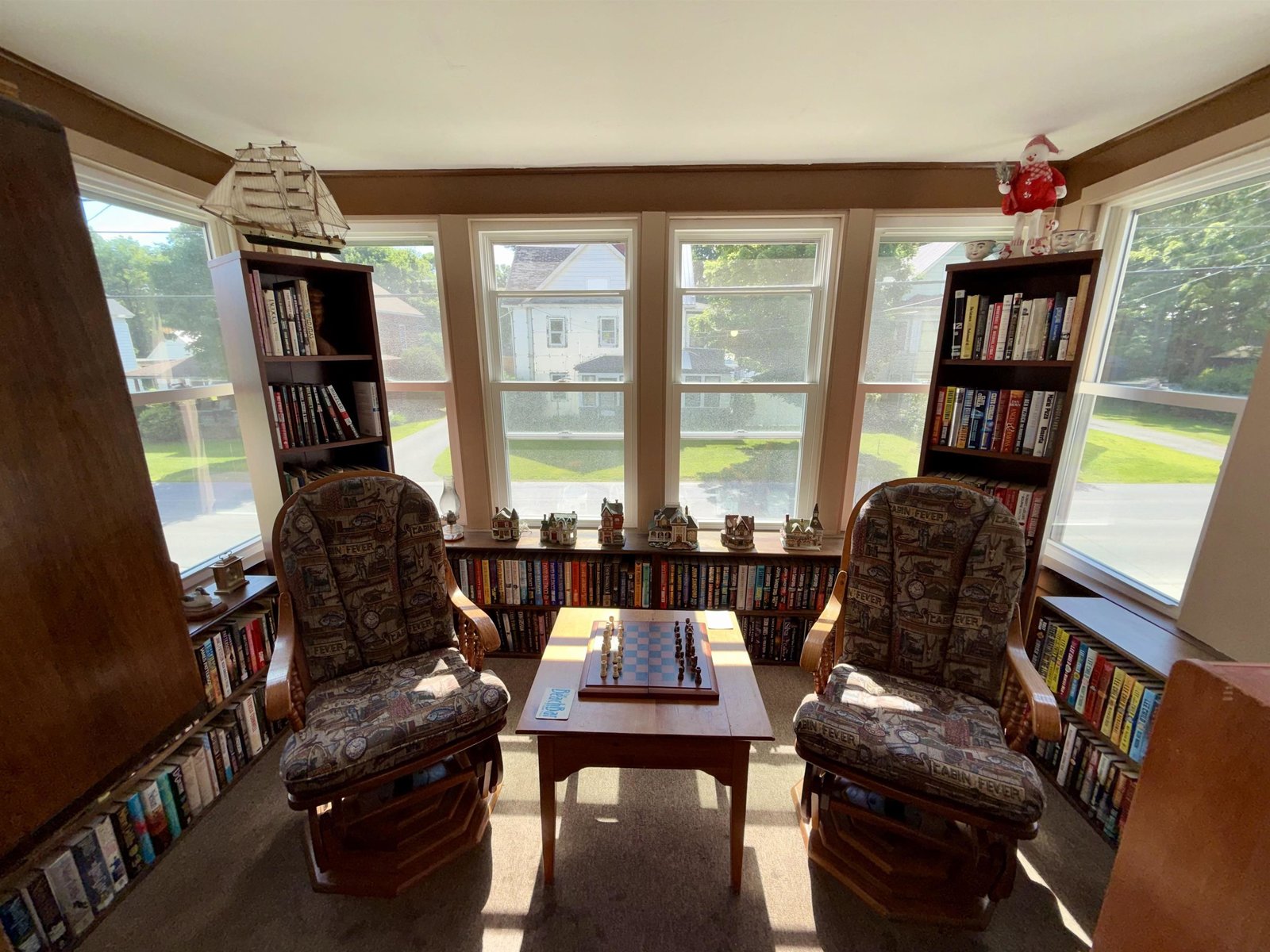 Unit 2 | Enclosed Porch/Sunroom